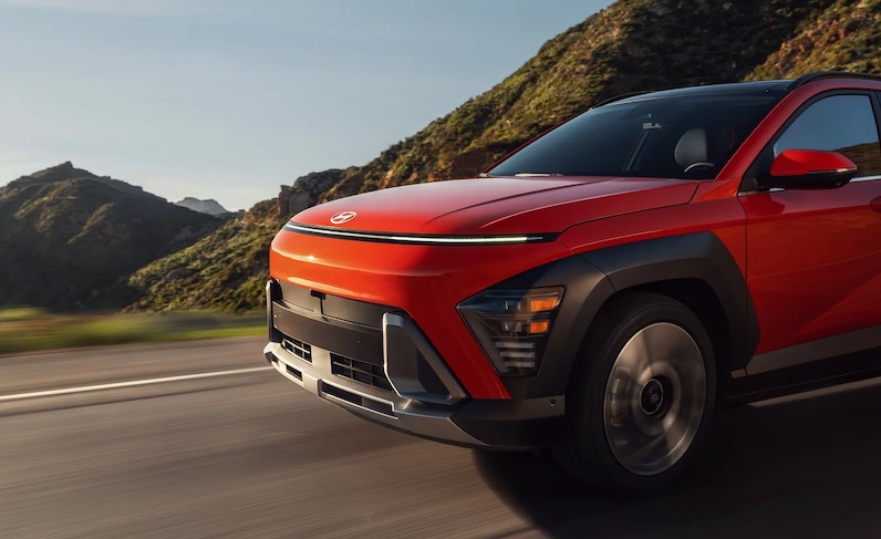The base powertrain of the 2025 Kona features a 147-hp 2.0-liter engine paired with a continuously variable transmission.