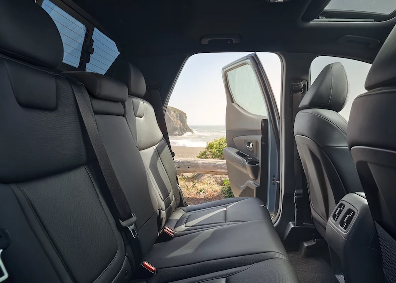 The 2025 Hyundai Santa Cruz brings a bold new look and even more capability to the table with a range of substantial updates.