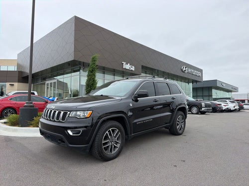 2020 Jeep Grand Cherokee Laredo