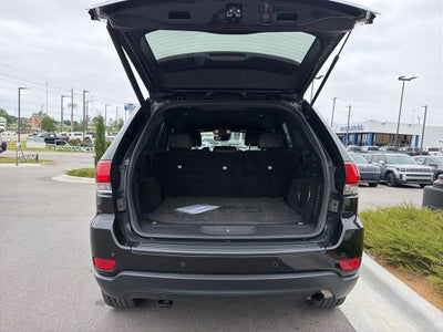 2020 Jeep Grand Cherokee Laredo