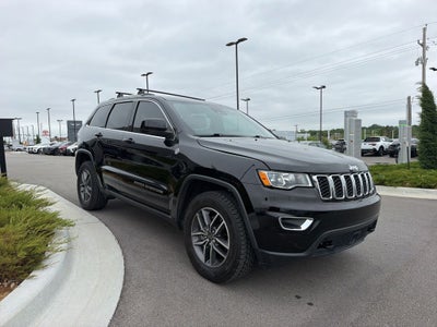 2020 Jeep Grand Cherokee Laredo