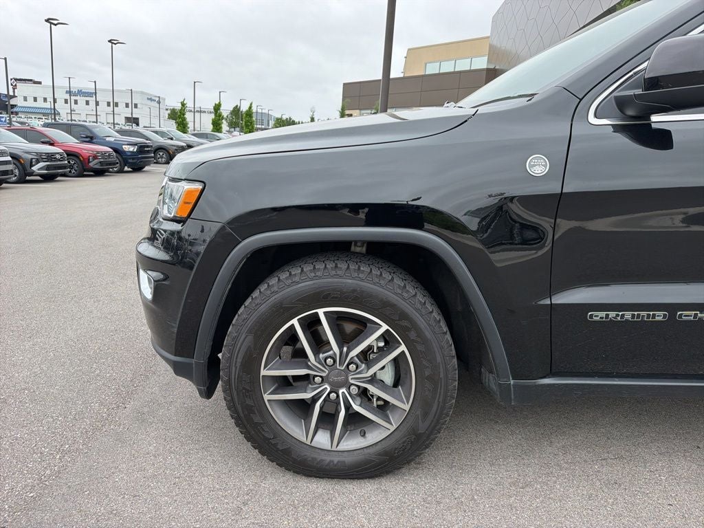 2020 Jeep Grand Cherokee Laredo