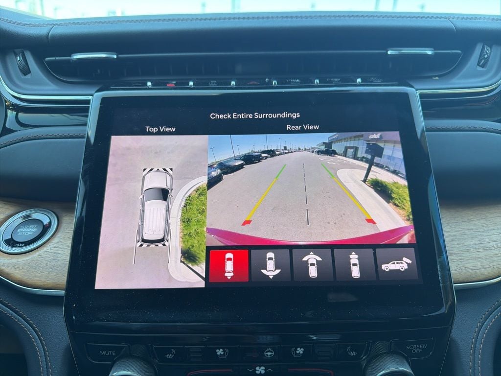 2022 Jeep Grand Cherokee Summit Reserve