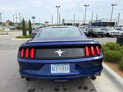 2016 Ford Mustang V6