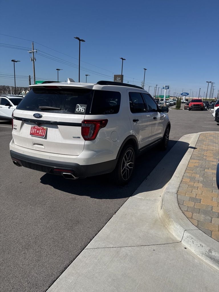 2017 Ford Explorer Sport