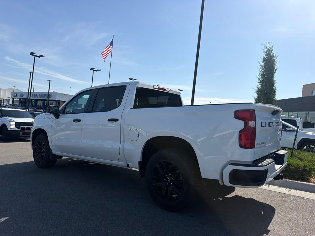 2025 Chevrolet Silverado 1500 Custom