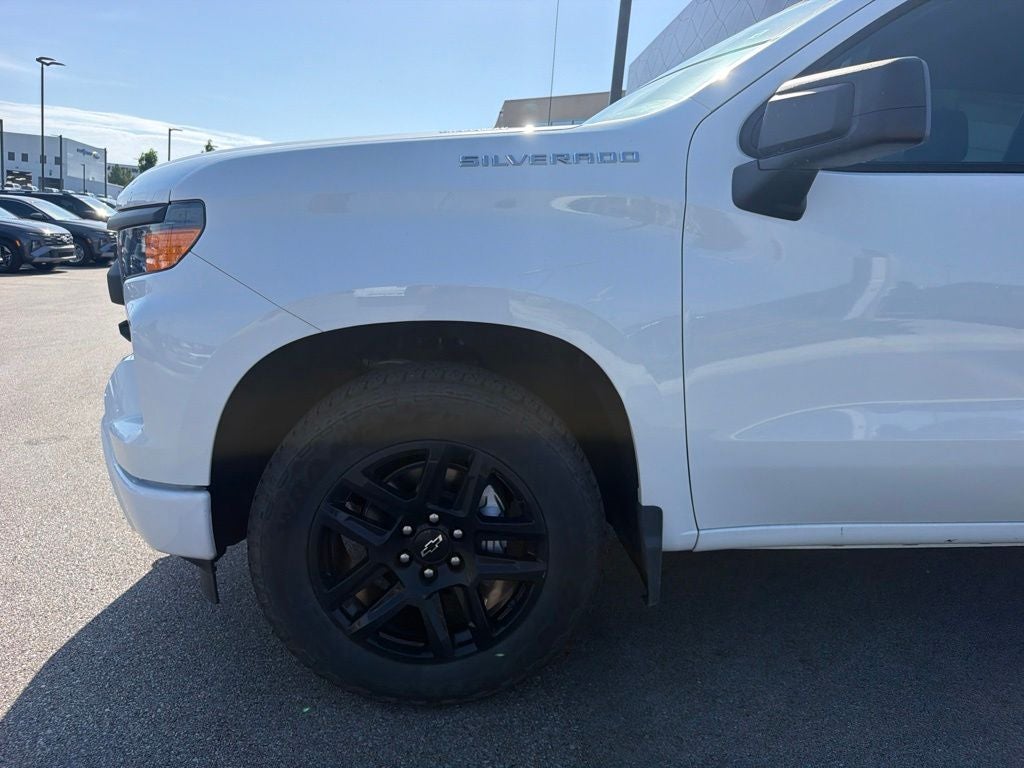 2025 Chevrolet Silverado 1500 Custom