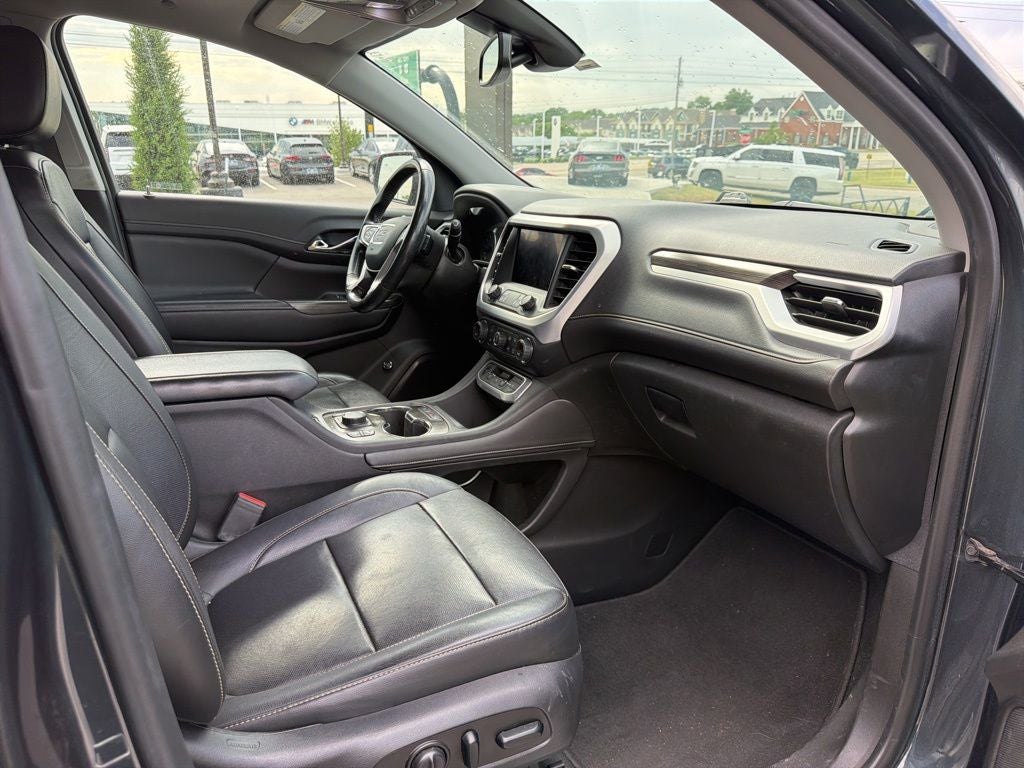 2020 GMC Acadia SLT
