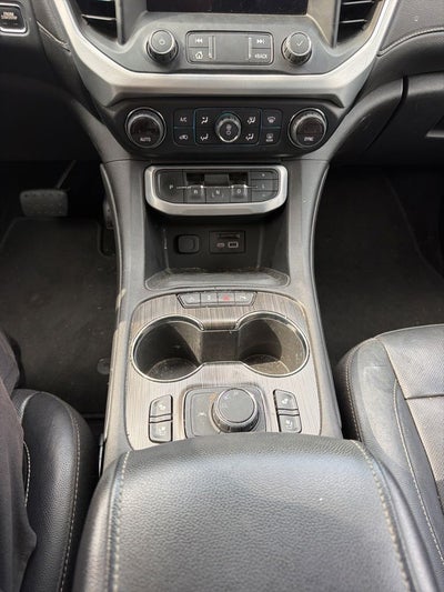 2020 GMC Acadia SLT