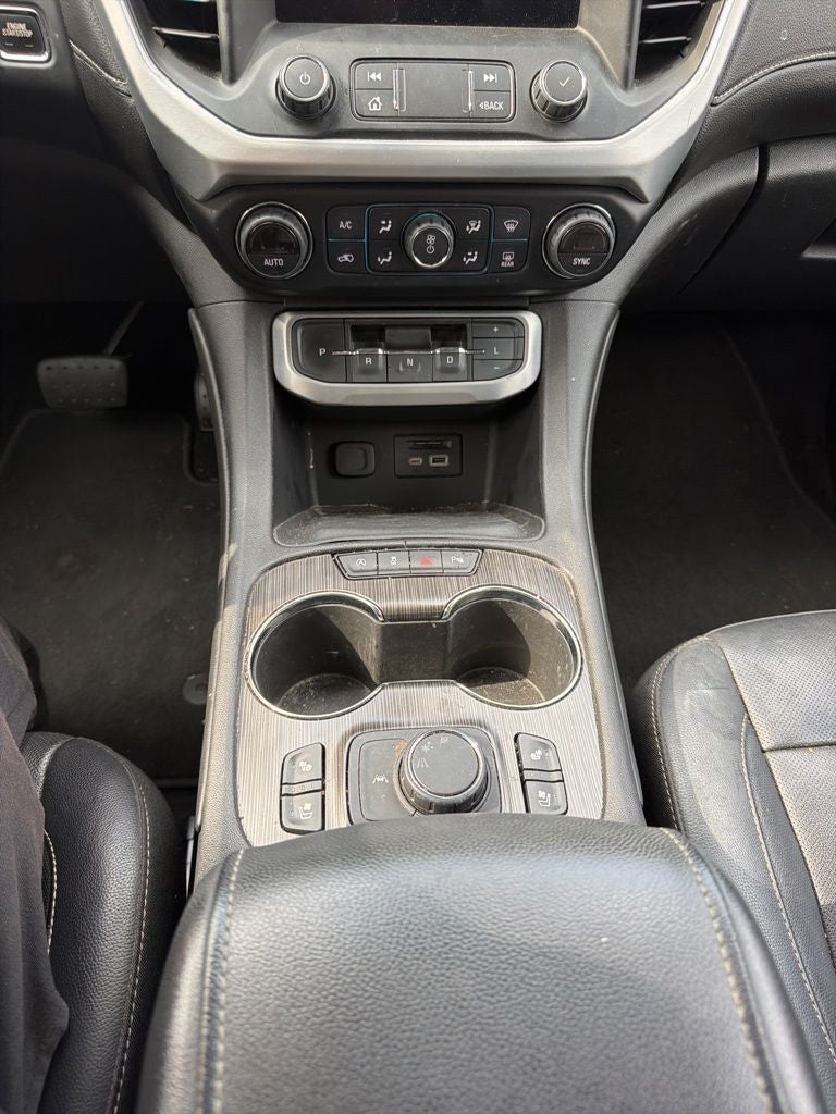 2020 GMC Acadia SLT