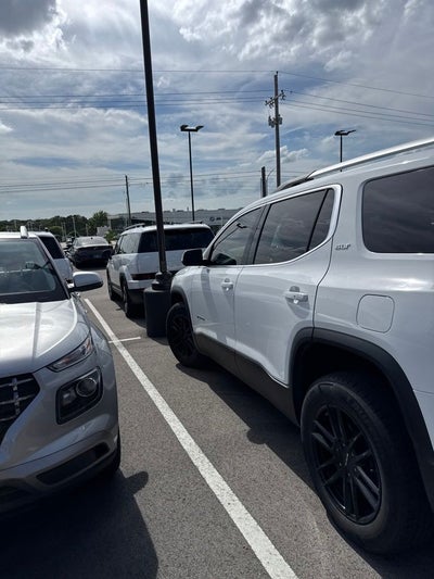 2019 GMC Acadia SLT-1