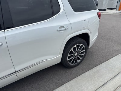 2020 GMC Acadia Denali