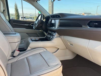 2022 GMC Yukon XL Denali