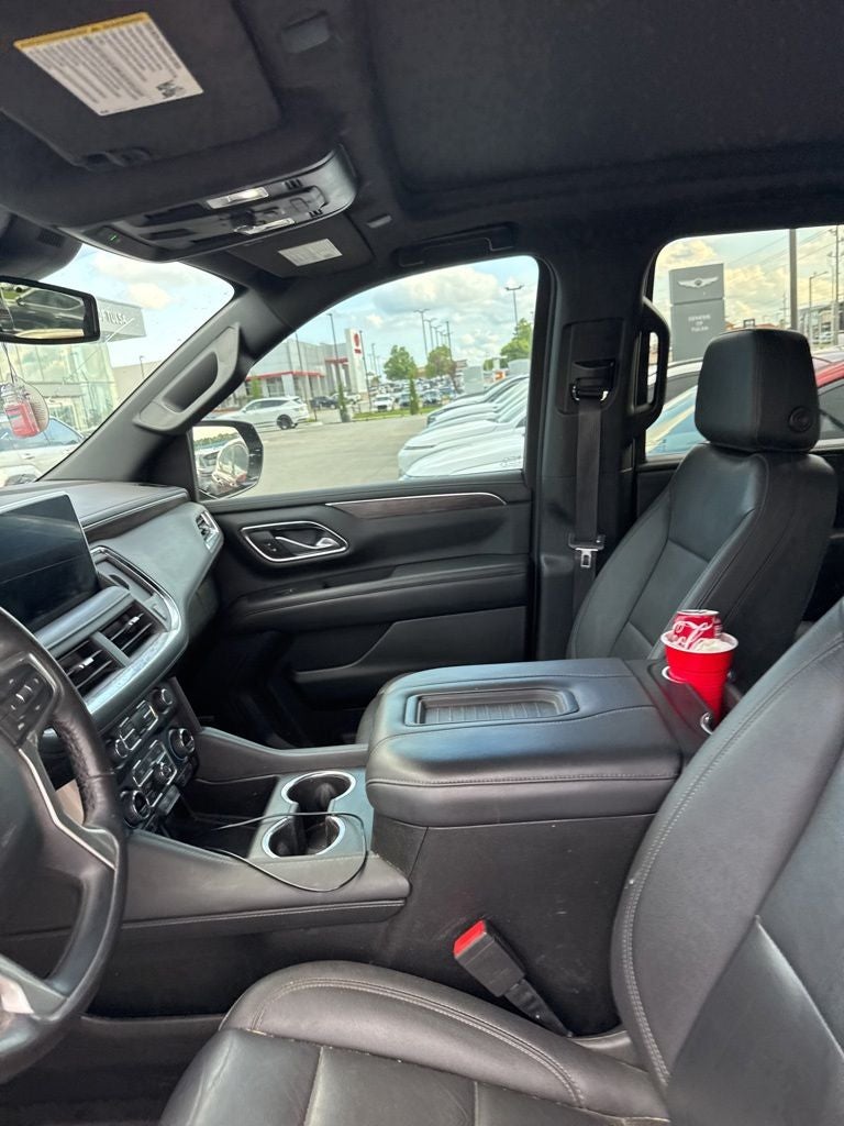 2023 Chevrolet Suburban LT