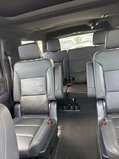 2023 Chevrolet Suburban LT