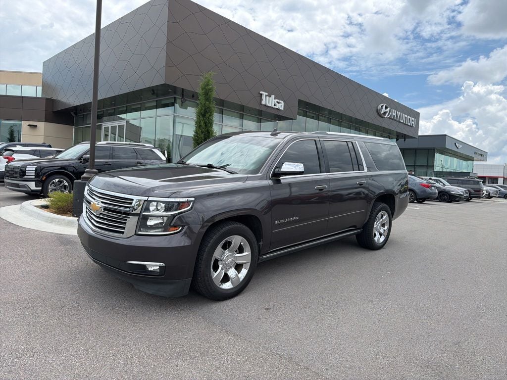 2018 Chevrolet Suburban 4WD 1500 Premier's photo