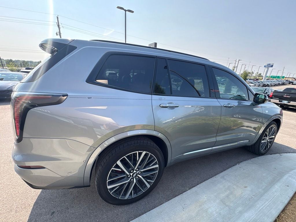 2024 Cadillac XT6 Sport