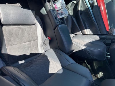 2023 Nissan Maxima SR