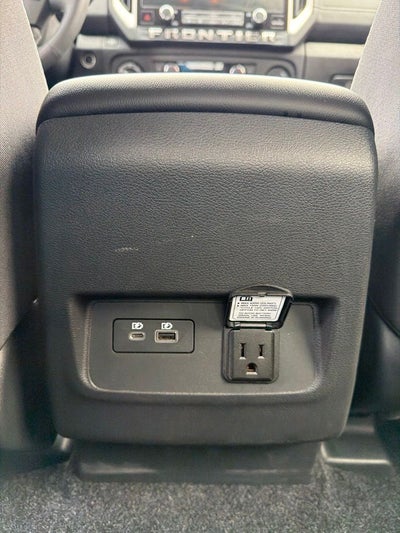 2025 Nissan Frontier SV