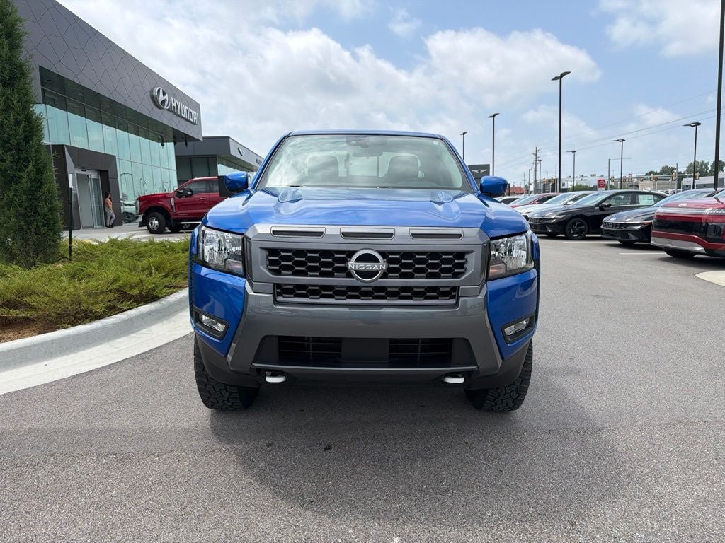 2025 Nissan Frontier SV