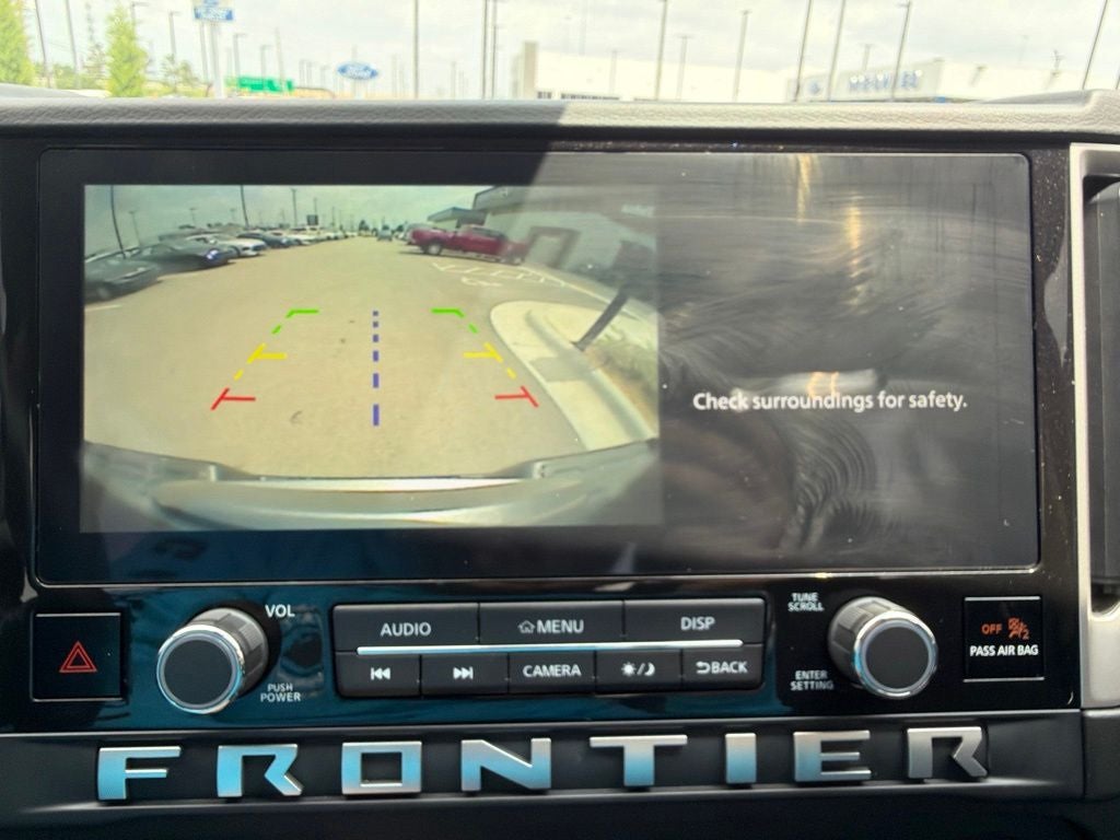 2025 Nissan Frontier SV