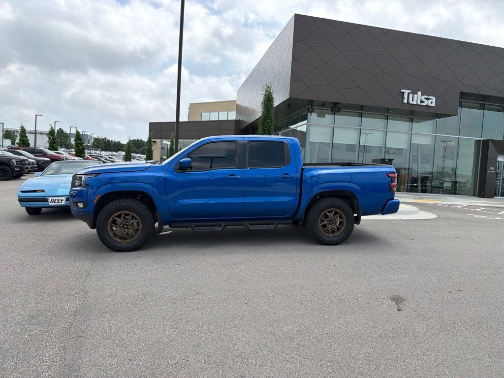 2025 Nissan Frontier SV