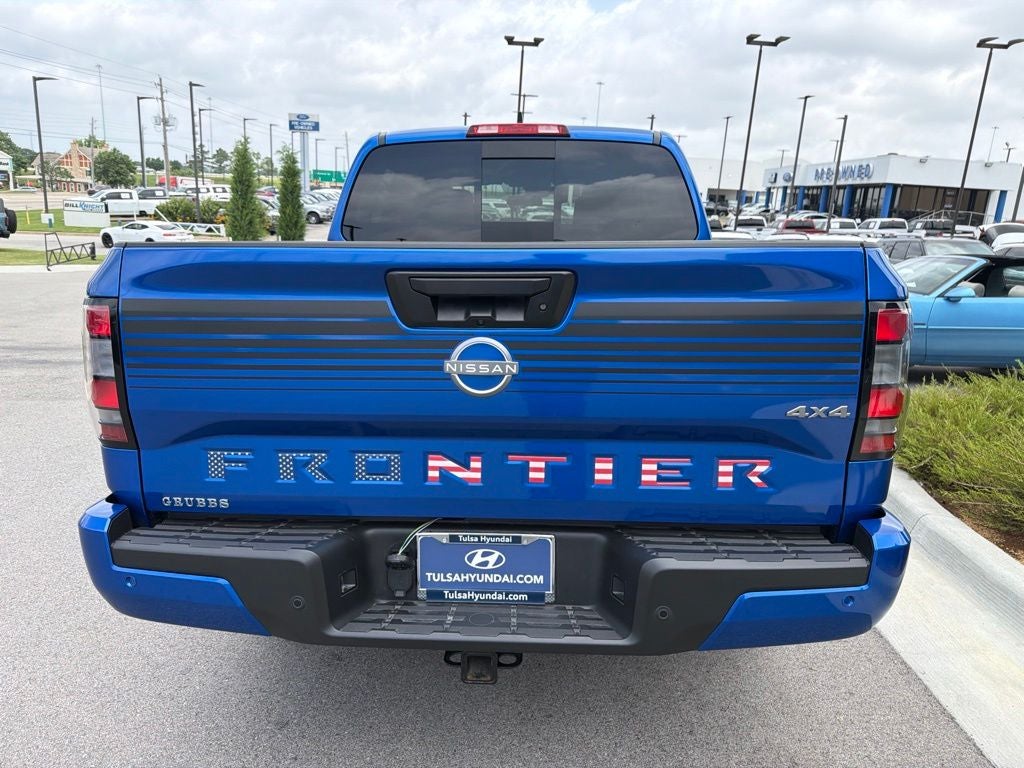 2025 Nissan Frontier SV