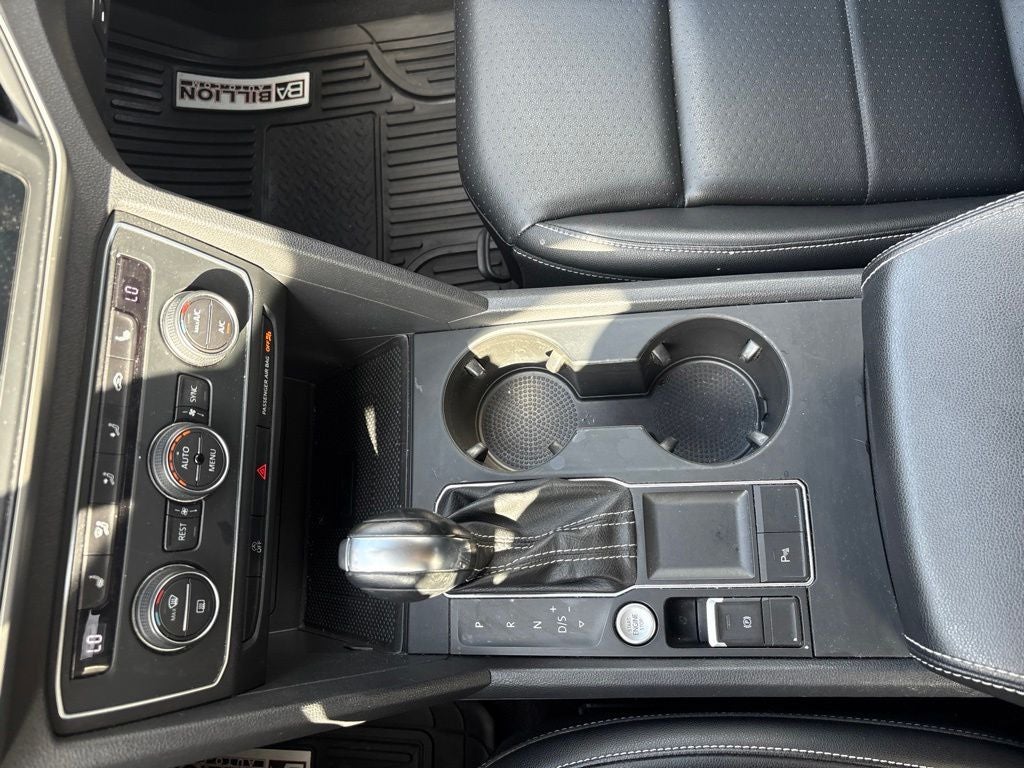 2021 Volkswagen Atlas 3.6L V6 SE w/Technology