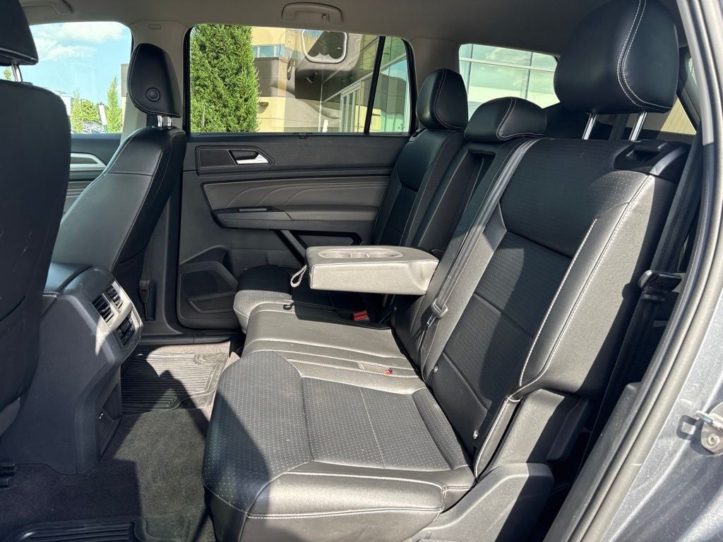 2021 Volkswagen Atlas 3.6L V6 SE w/Technology