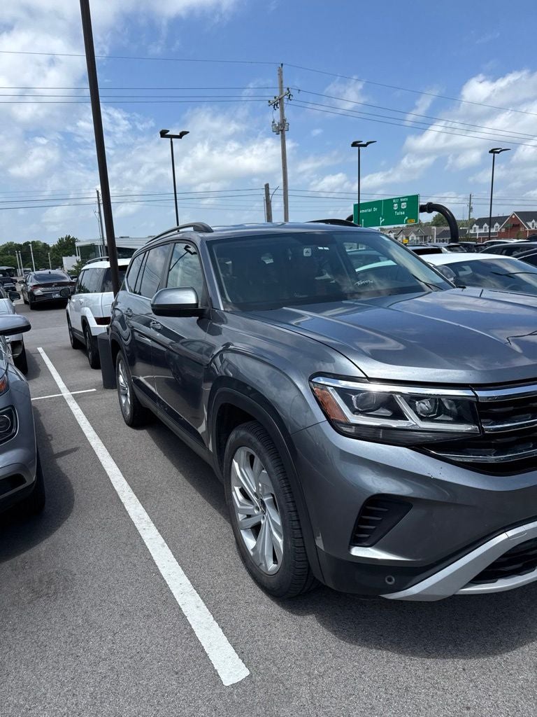 2021 Volkswagen Atlas 3.6L V6 SE w/Technology