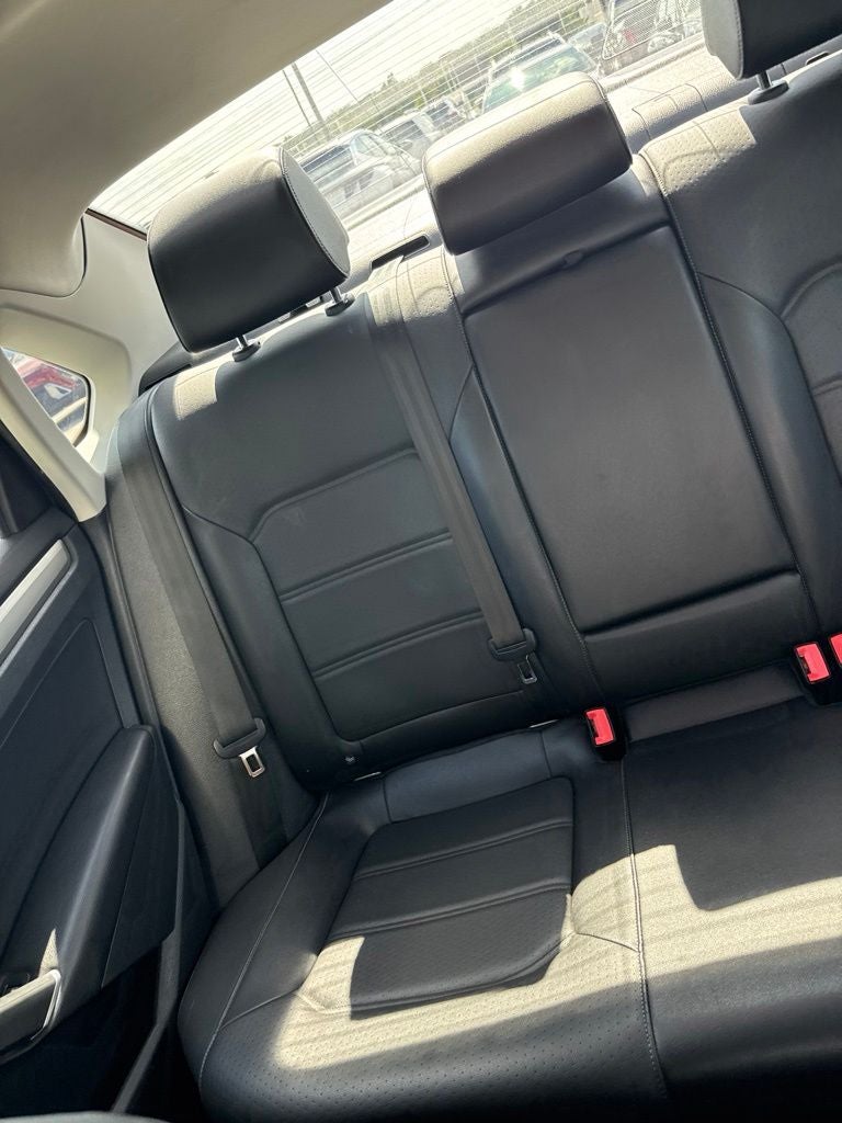2022 Volkswagen Passat 2.0T SE