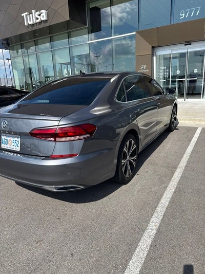 2022 Volkswagen Passat 2.0T SE