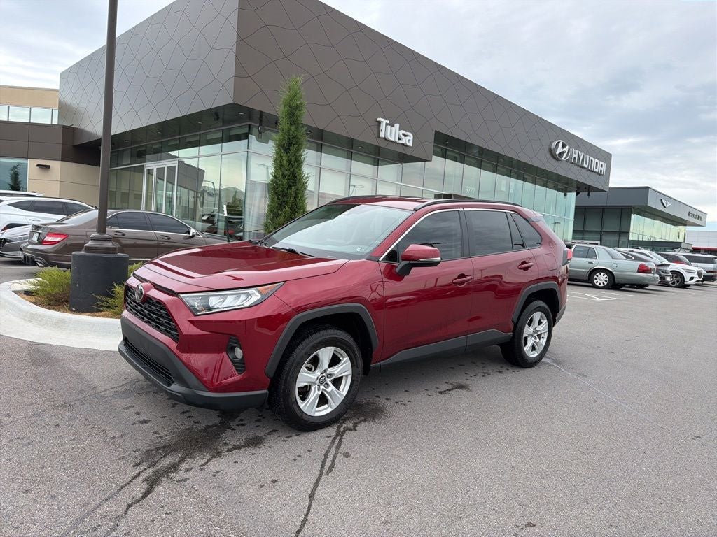2020 Toyota RAV4 XLE