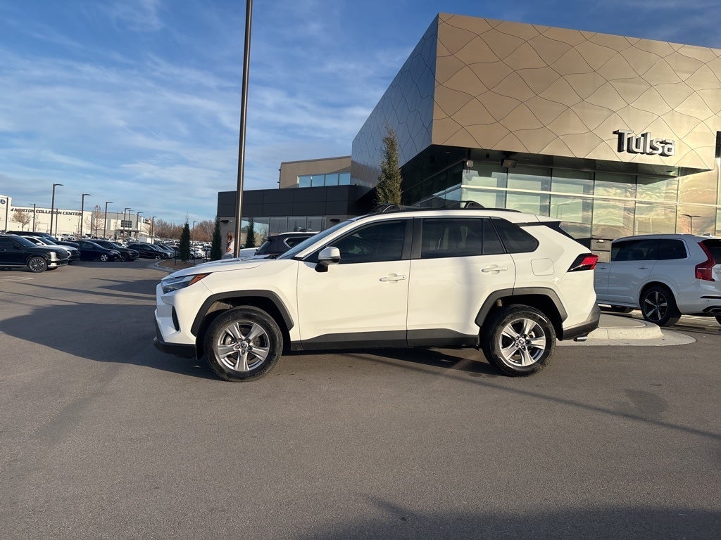 2024 Toyota RAV4 XLE
