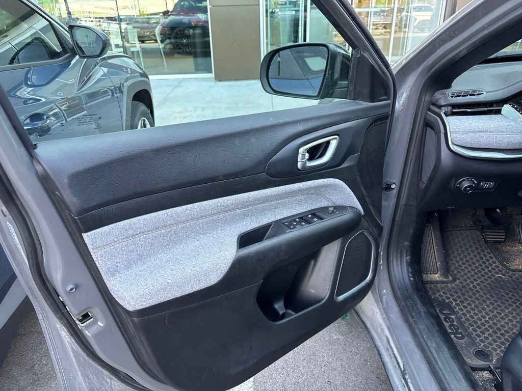 2023 Jeep Compass Latitude Lux