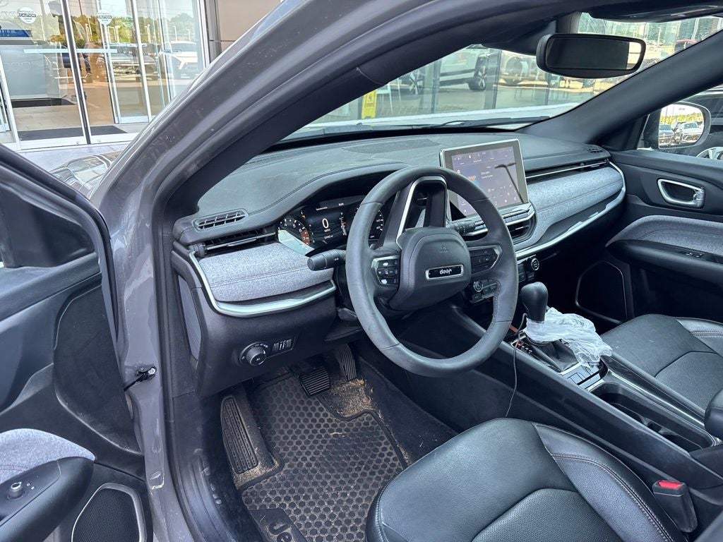 2023 Jeep Compass Latitude Lux