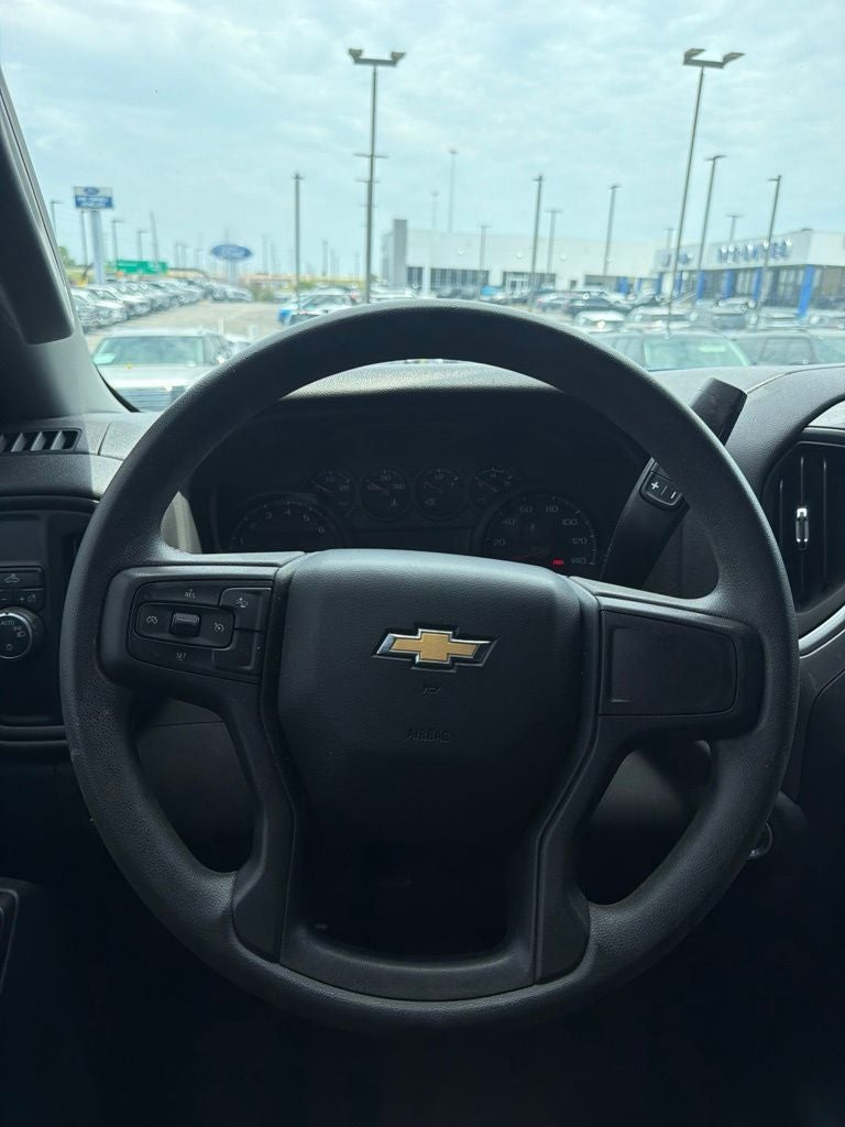 2024 Chevrolet Silverado 1500 Custom