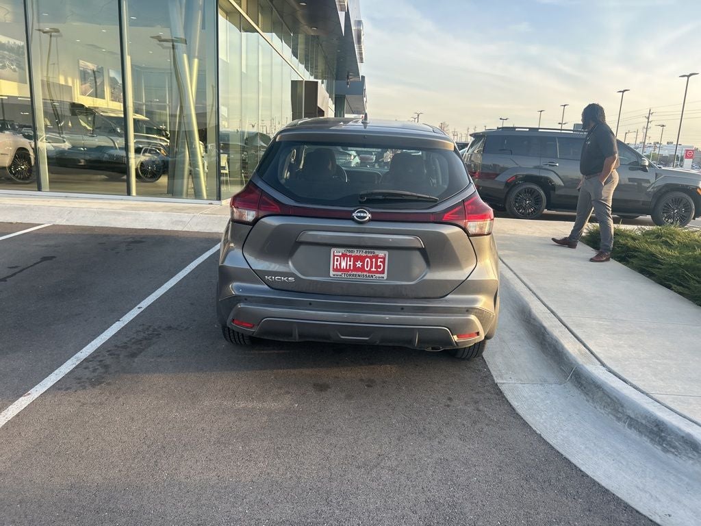2022 Nissan Kicks S