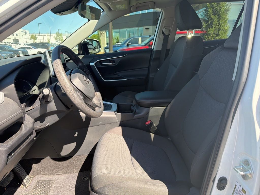 2023 Toyota RAV4 Hybrid XLE