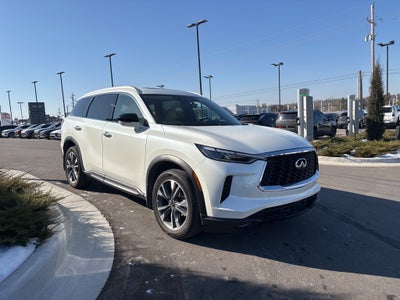 2025 INFINITI QX60 LUXE