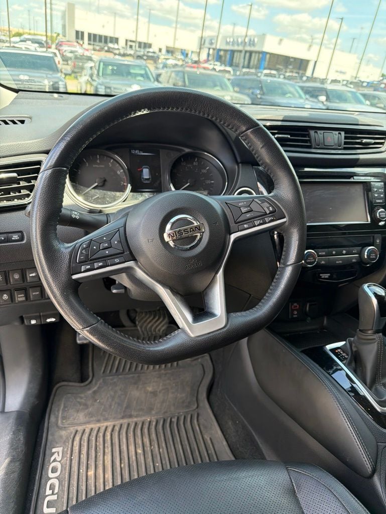 2017 Nissan Rogue SL