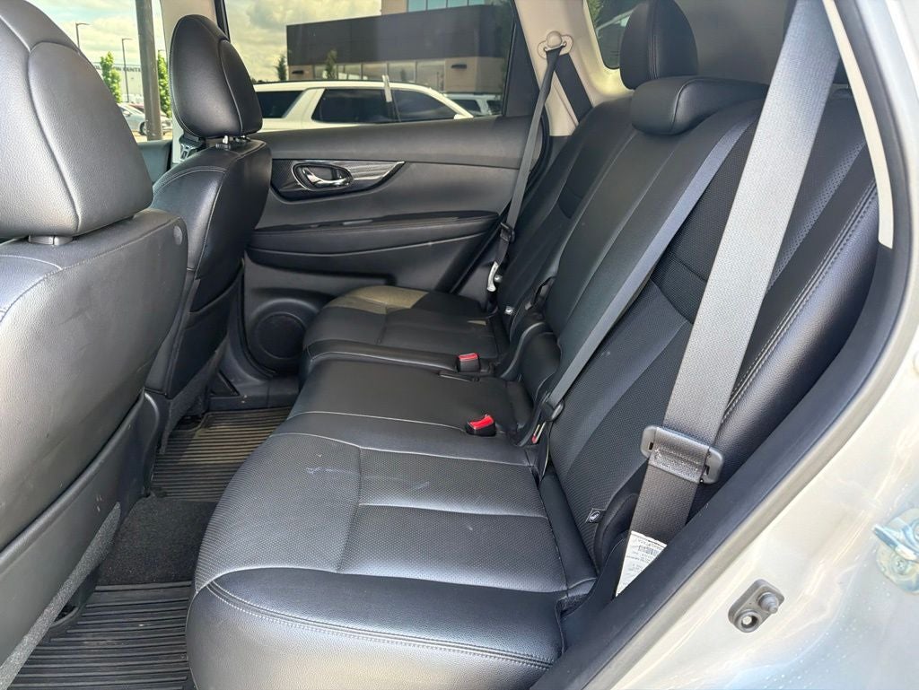 2017 Nissan Rogue SL