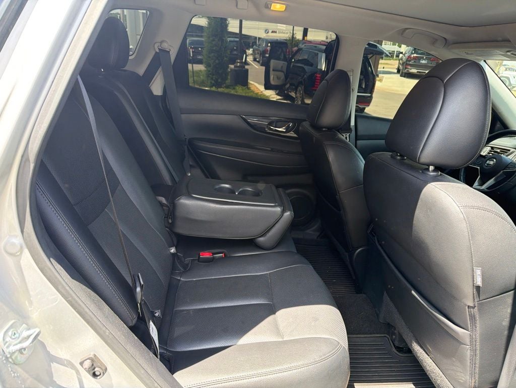 2017 Nissan Rogue SL