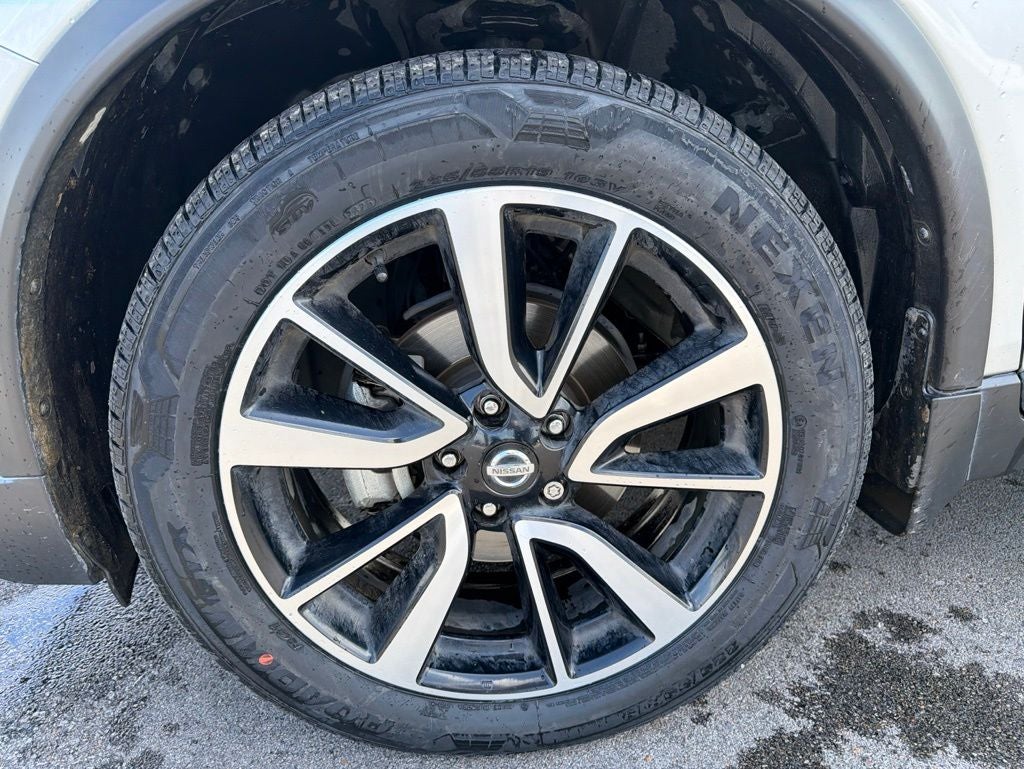 2017 Nissan Rogue SL