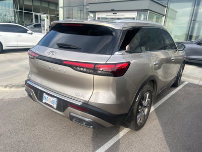2022 INFINITI QX60 LUXE