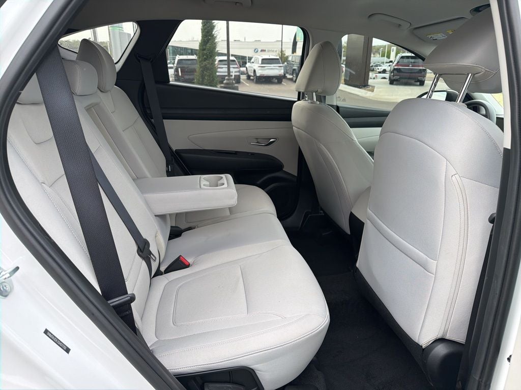 2025 Hyundai TUCSON SE