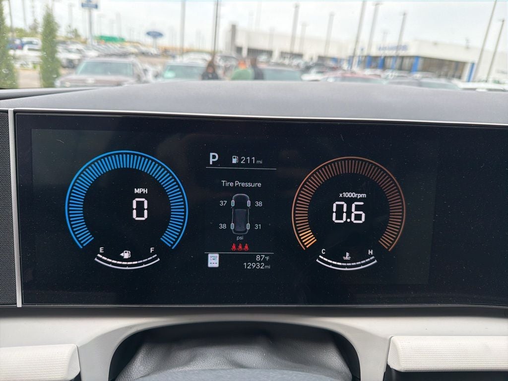 2025 Hyundai TUCSON SE