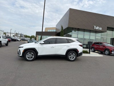 2025 Hyundai TUCSON SE