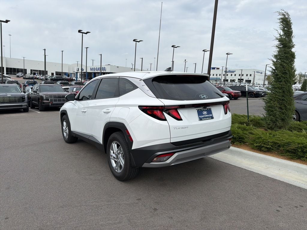 2025 Hyundai TUCSON SE