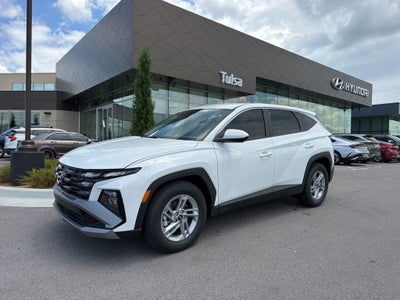 2026 Hyundai TUCSON SE